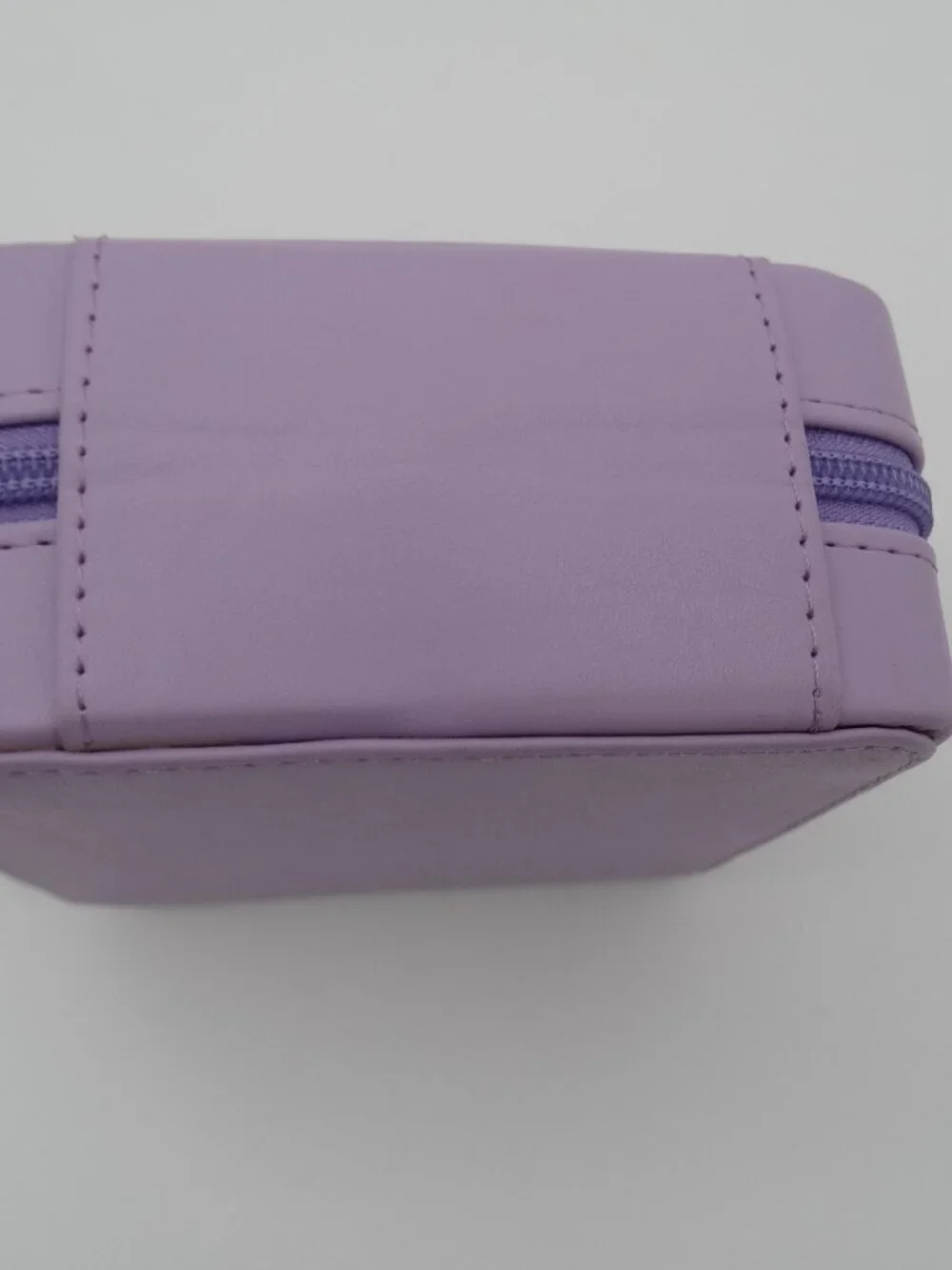 Clinique Lavender Travel Jewelry Zip Around Fabric Lined Square Case